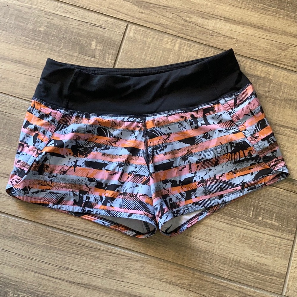 Lululemon/ Speed Shorts / 4 / Multicolored